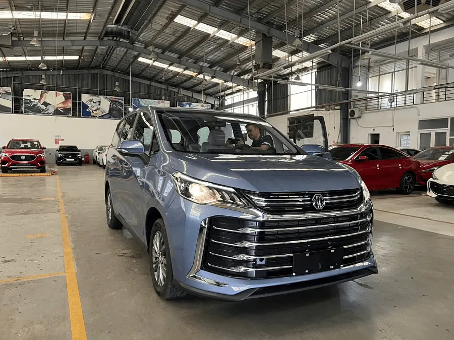 13 mẫu xe 7 chỗ du lịch đáng quan tâm nhất năm 2025